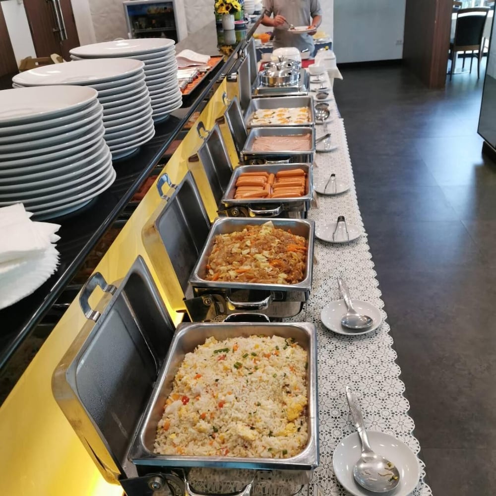 Фото Coco View Hotel