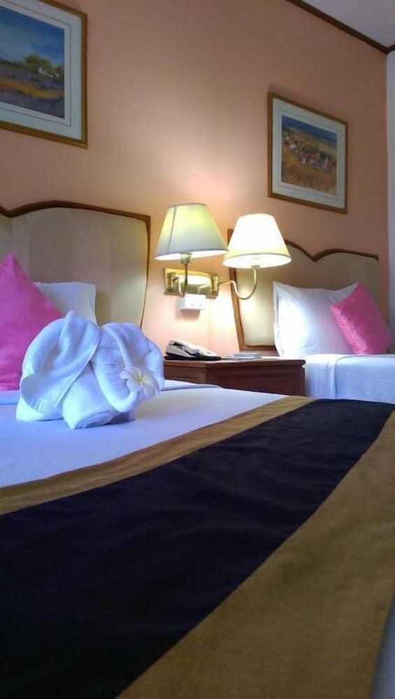 Фото Wattana Park Hotel