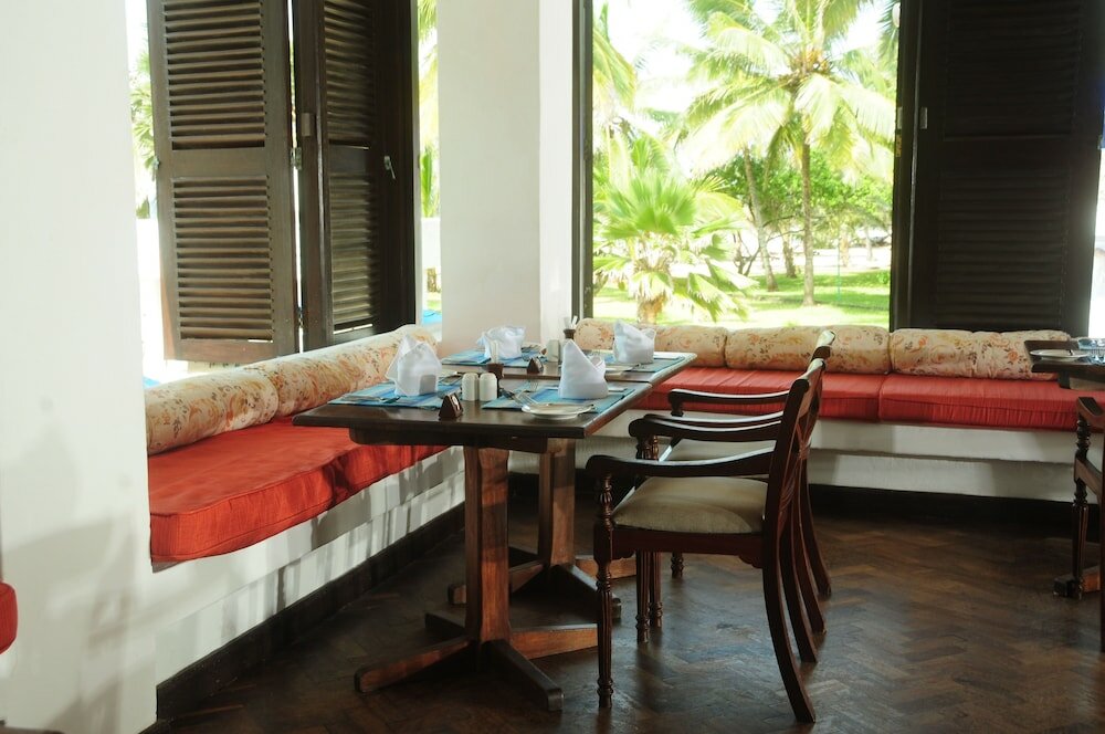 Фото Jacaranda Indian Ocean Beach Resort