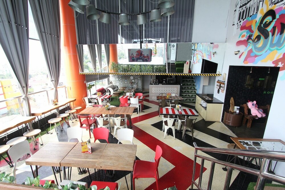 Фото G Suites Hotel by Amithya