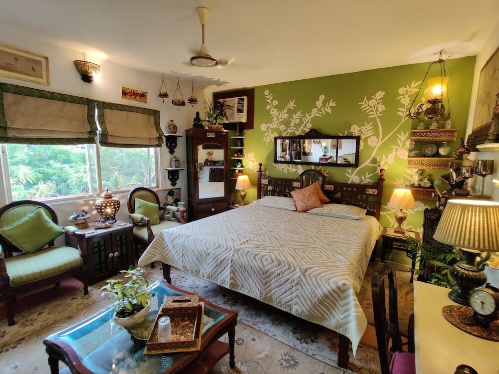 Фото On The House