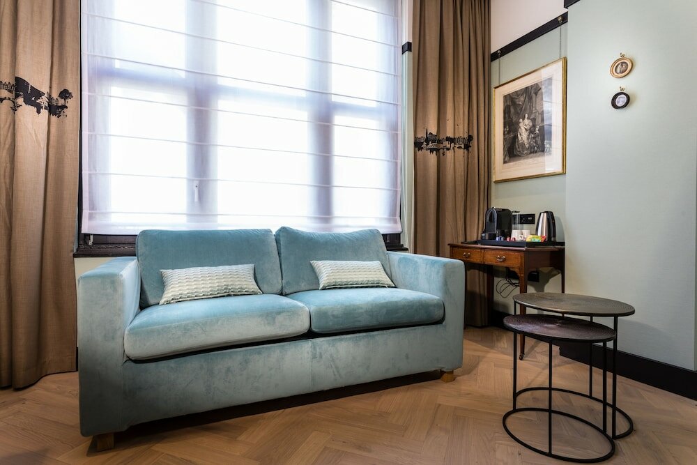 Фото The Hendrick's Hotel