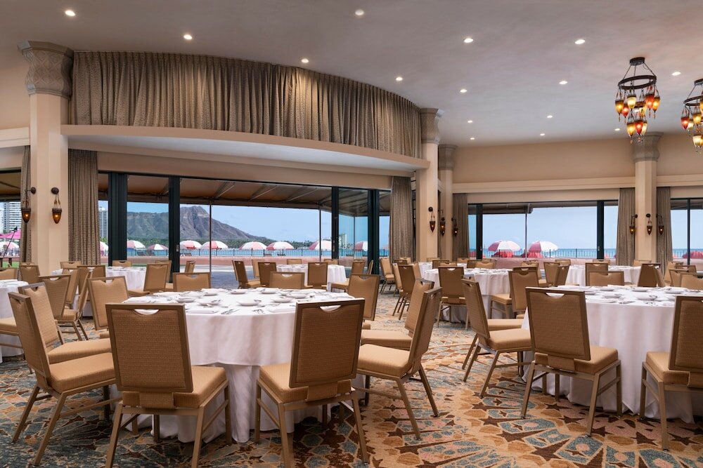 Фото The Royal Hawaiian, a Luxury Collection Resort, Waikiki