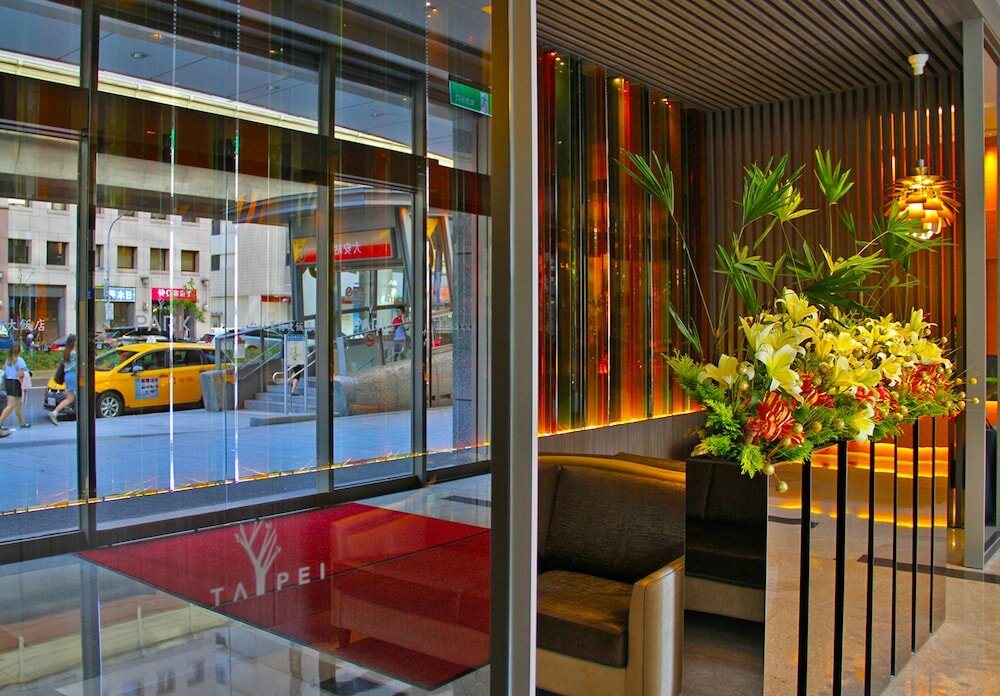 Фото Park Taipei Hotel