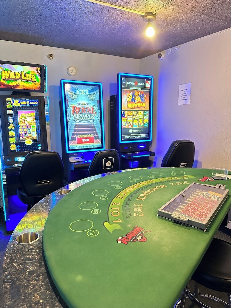 Фото Blackstone Hotel