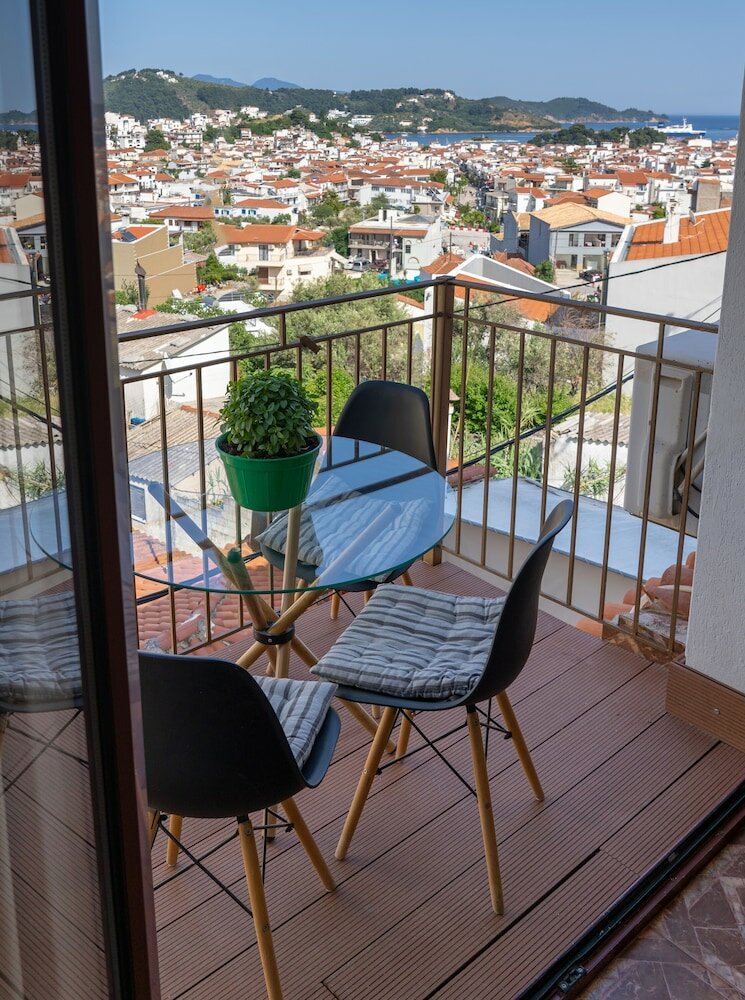 Фото MarGio Skiathos Apartments