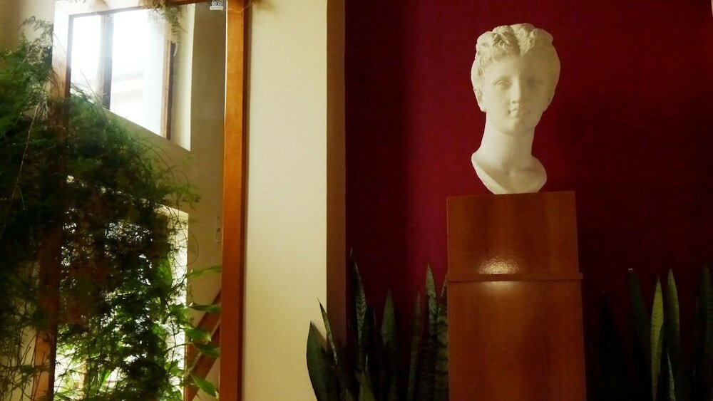 Фото Hotel Kruja