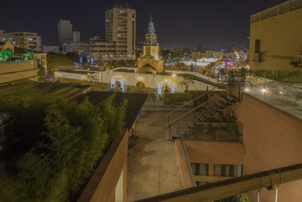 Фото Santa Catalina Hotel