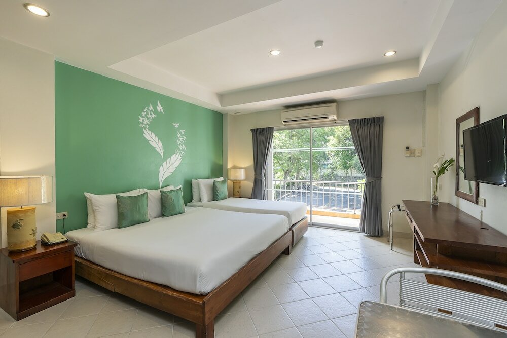 Фото Bella Villa Pattaya 3rd Road