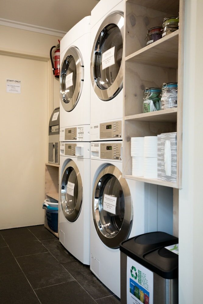 Фото Lomond Lodge Motel & Apartments