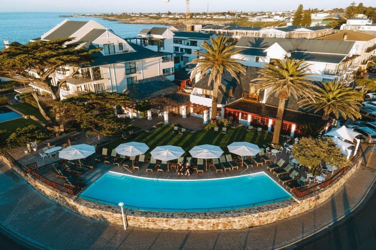Фото Harbour House Hotel