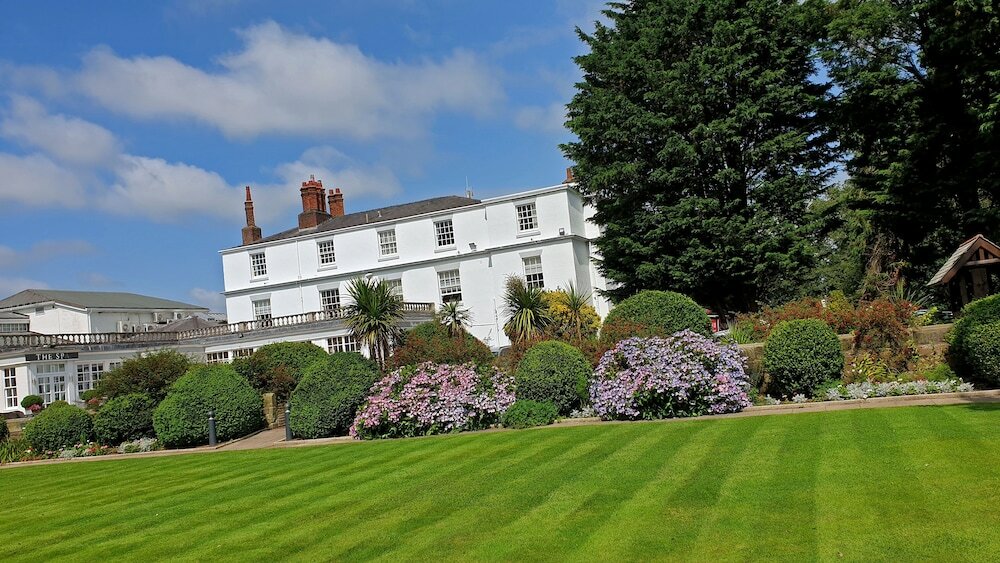 Фото Rowton Hall Hotel and SPA