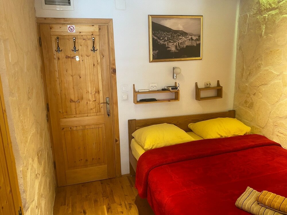 Фото Eddie´s Sea View Rooms