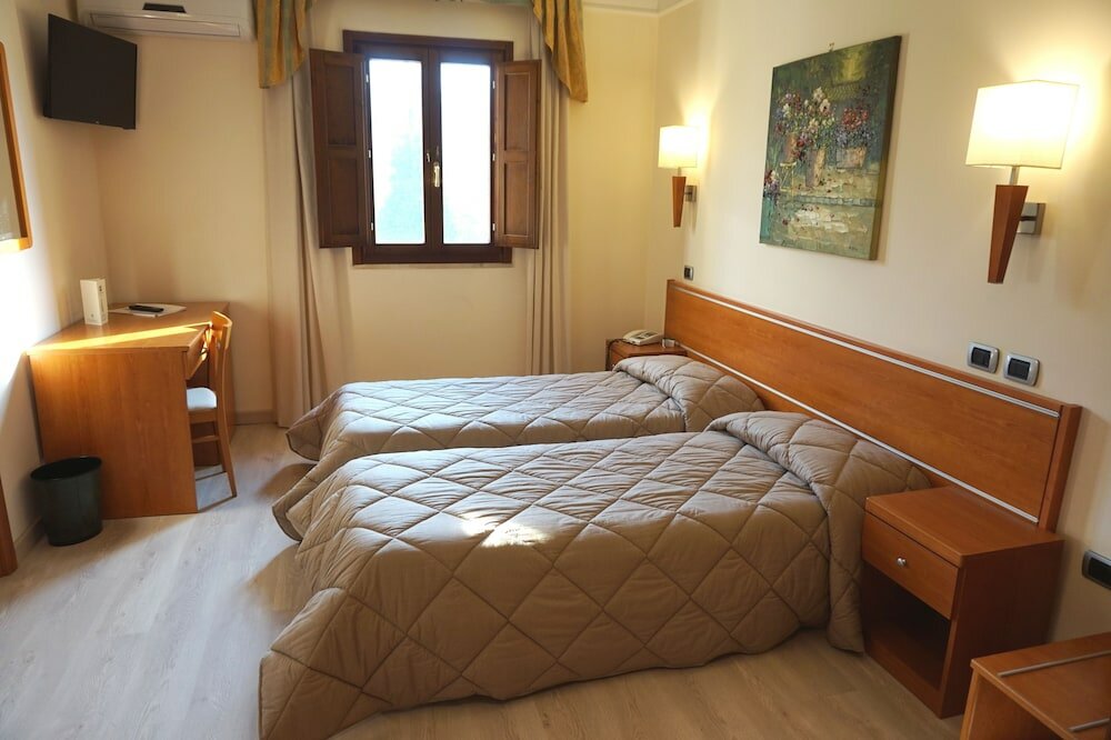 Фото Bel Sito Hotel Le Due Torri