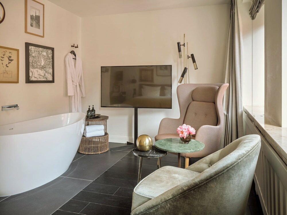 Фото Sir Nikolai Hotel