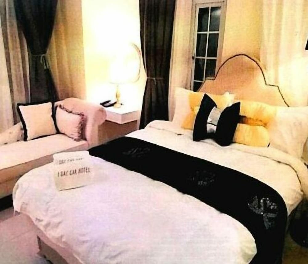 Hotel 1 Day Car Hotel Station 18, Ipoh, photo