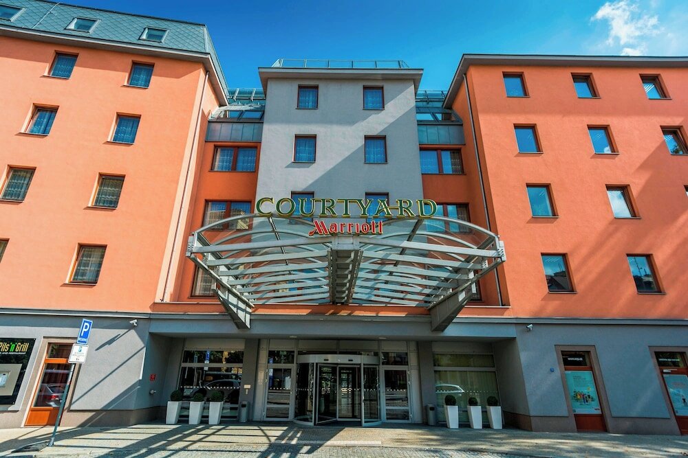 Фото Courtyard by Marriott Pilsen