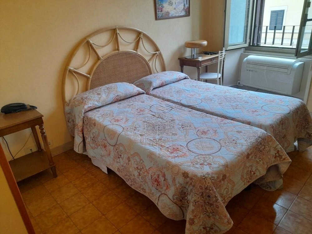 Фото Hotel Touring