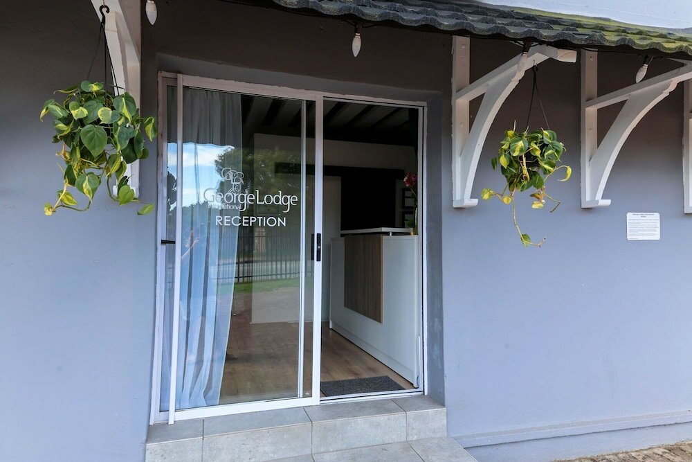 Фото George Lodge International