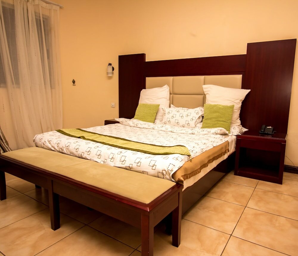 Фото Mika Hotel, Kabulonga