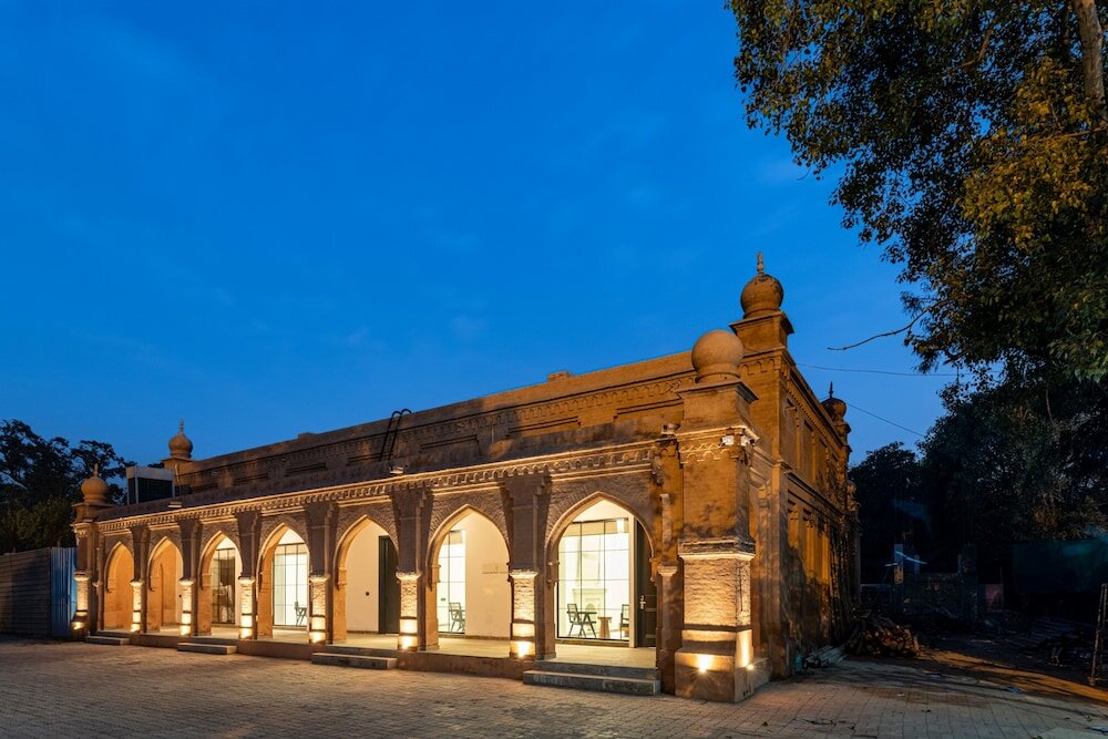 Фото The Earth Amritsar-Trademark Collection