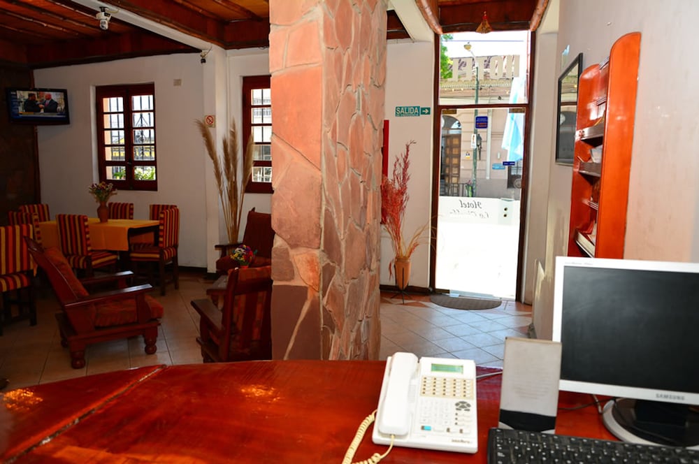 Фото Hotel La Giralda