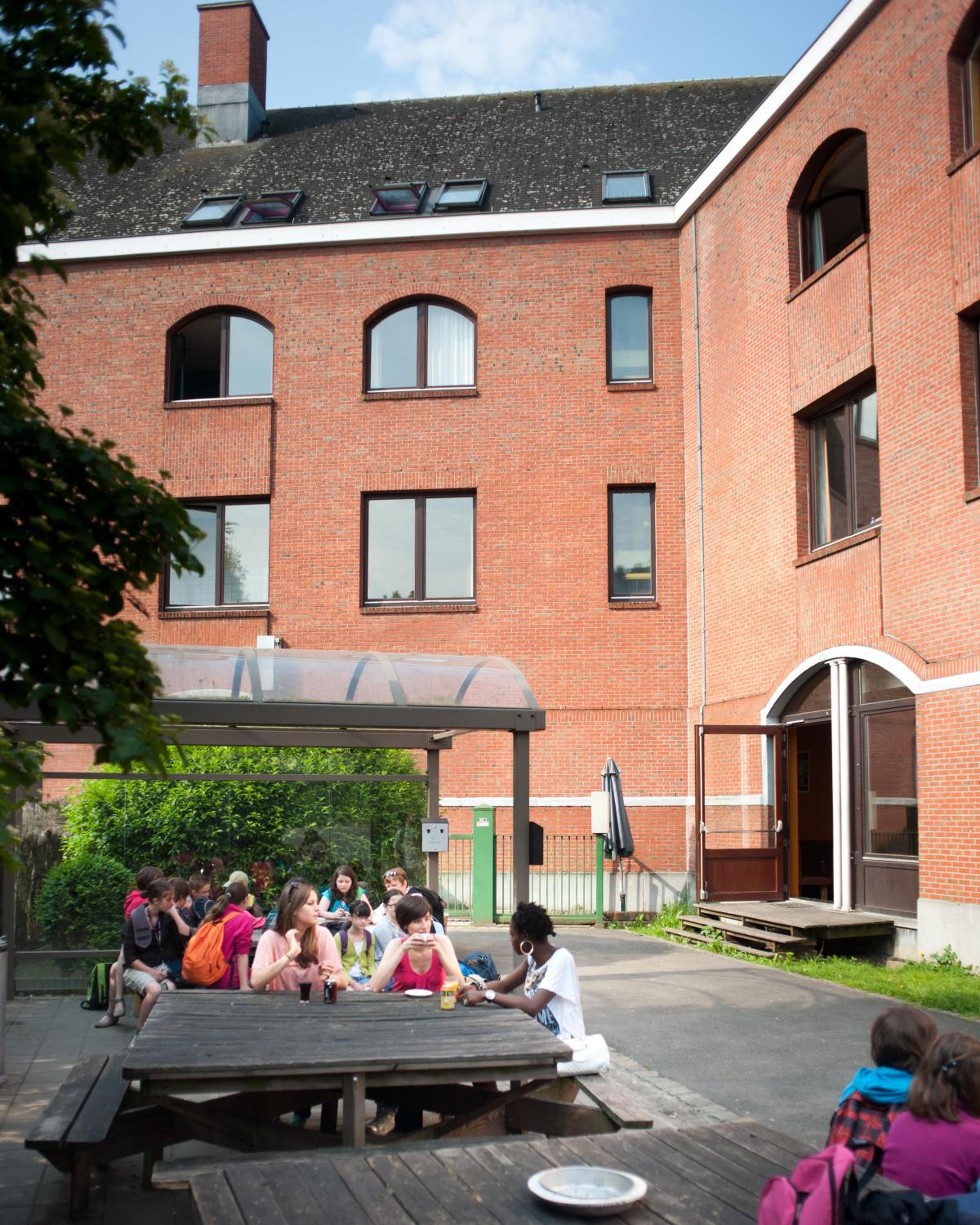 Фото Generation Europe Youth Hostel