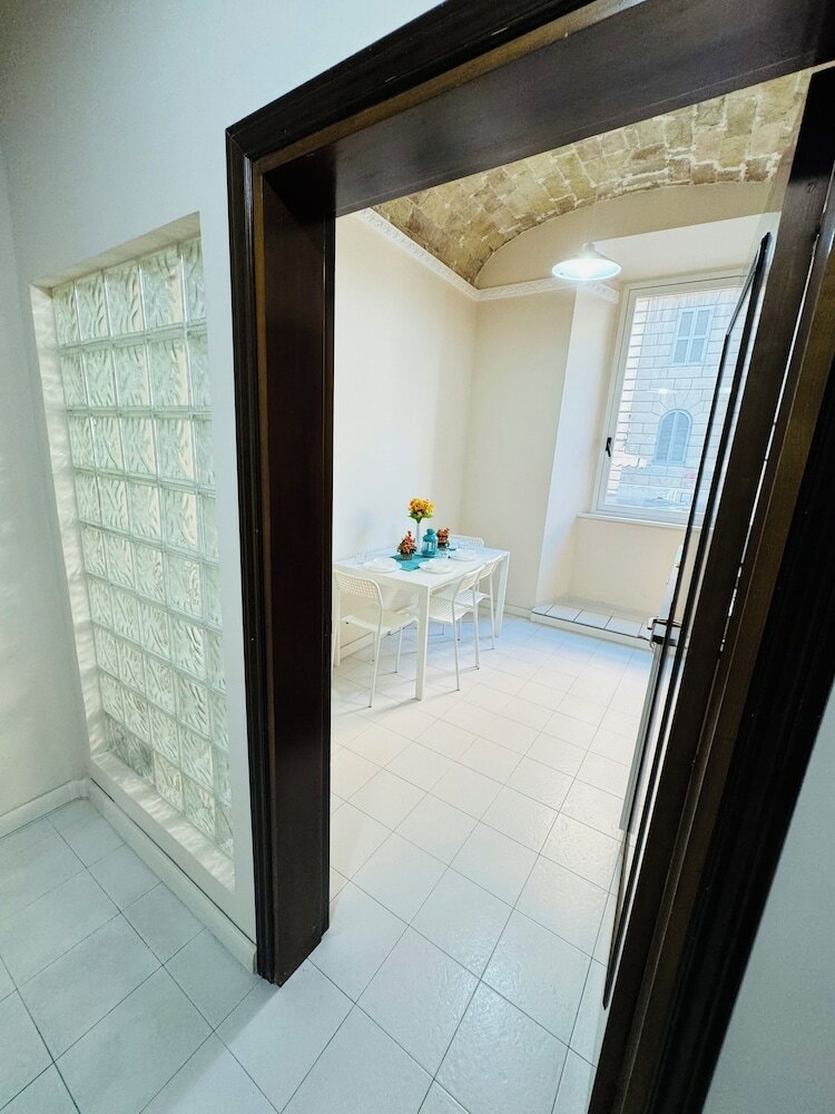 Фото Rome Terminal House