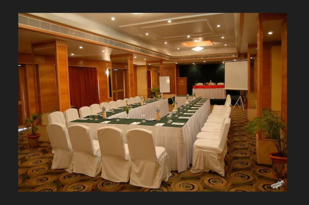 Фото The Pride Hotel Nagpur