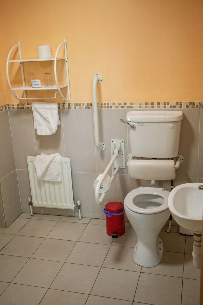 Фото Groarty House & Manor B&b