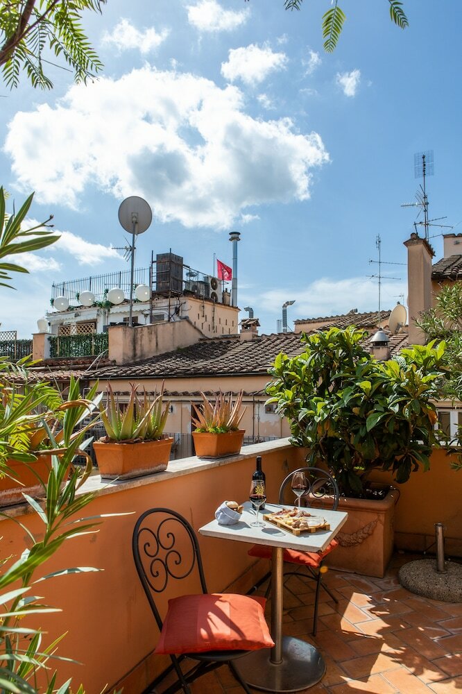 Фото Piazza di Spagna Suites