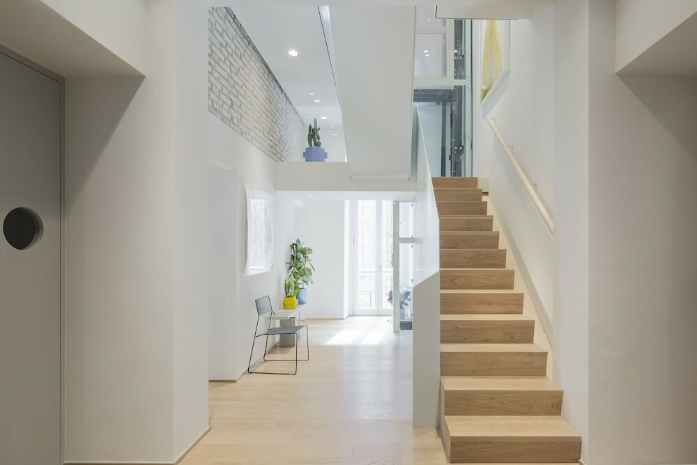 Фото The Radical Hotel