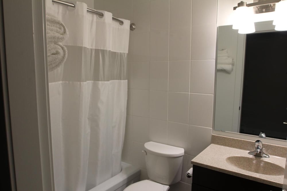 Фото Northwood Plaza Hotel