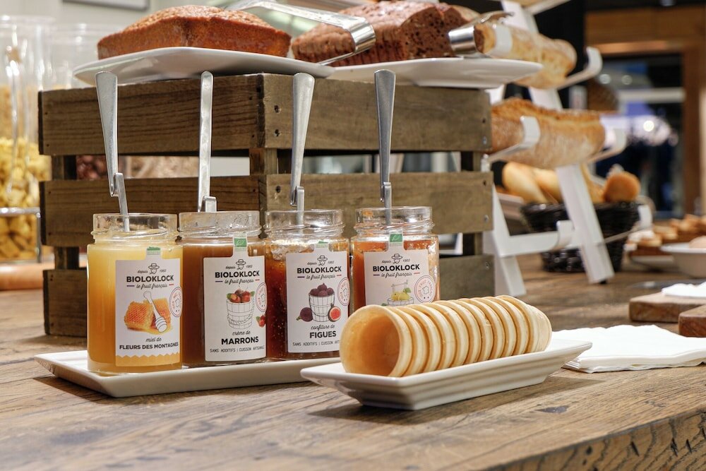 Фото Novotel Narbonne Sud