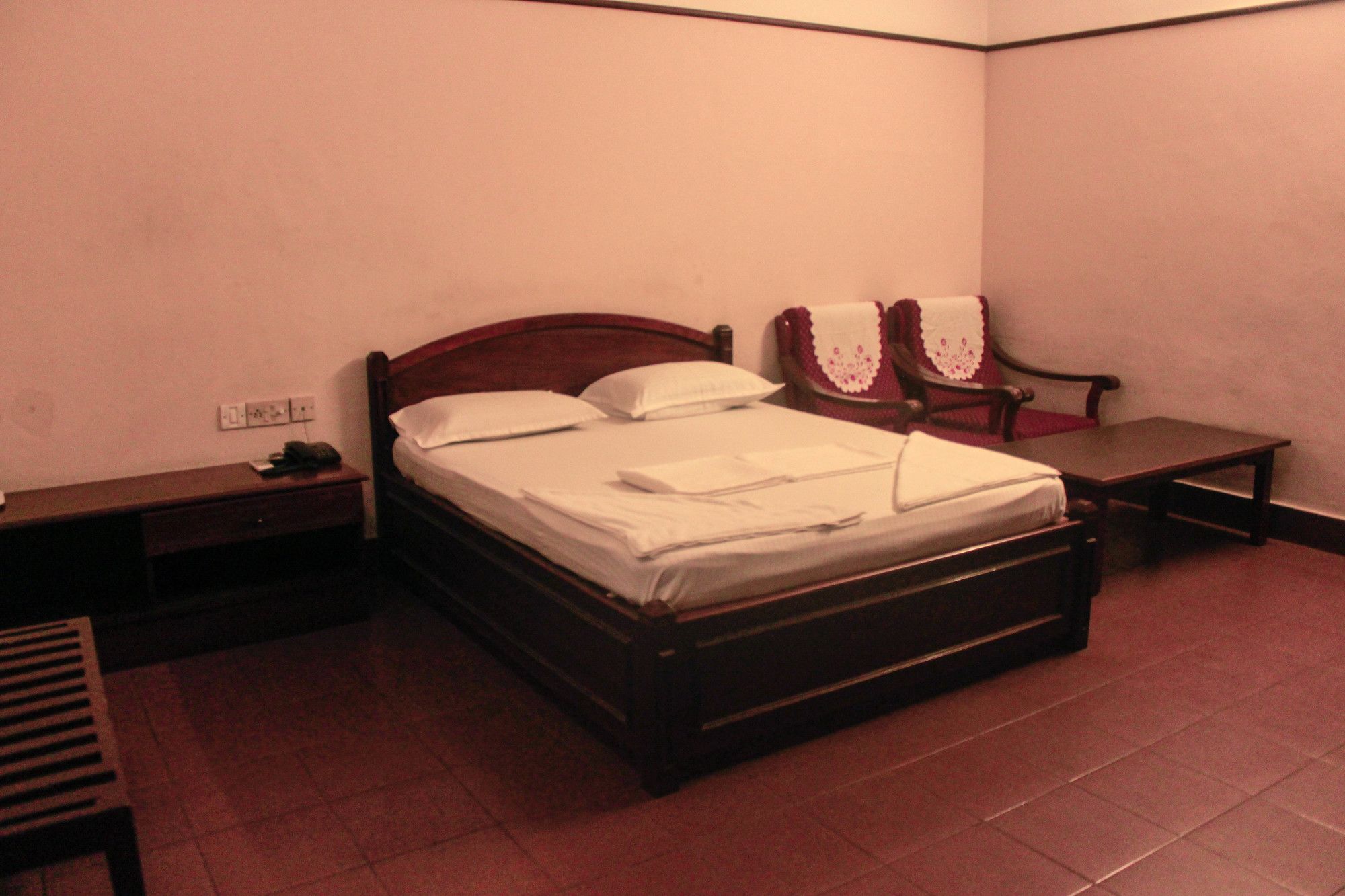 Фото Hotel Keerthi