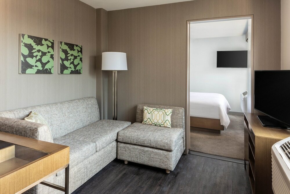 Фото Element New York Times Square West