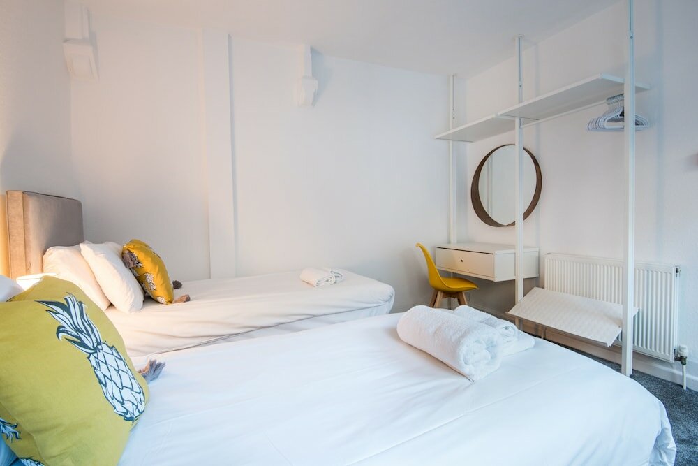 Фото Royal Ashton Hotel