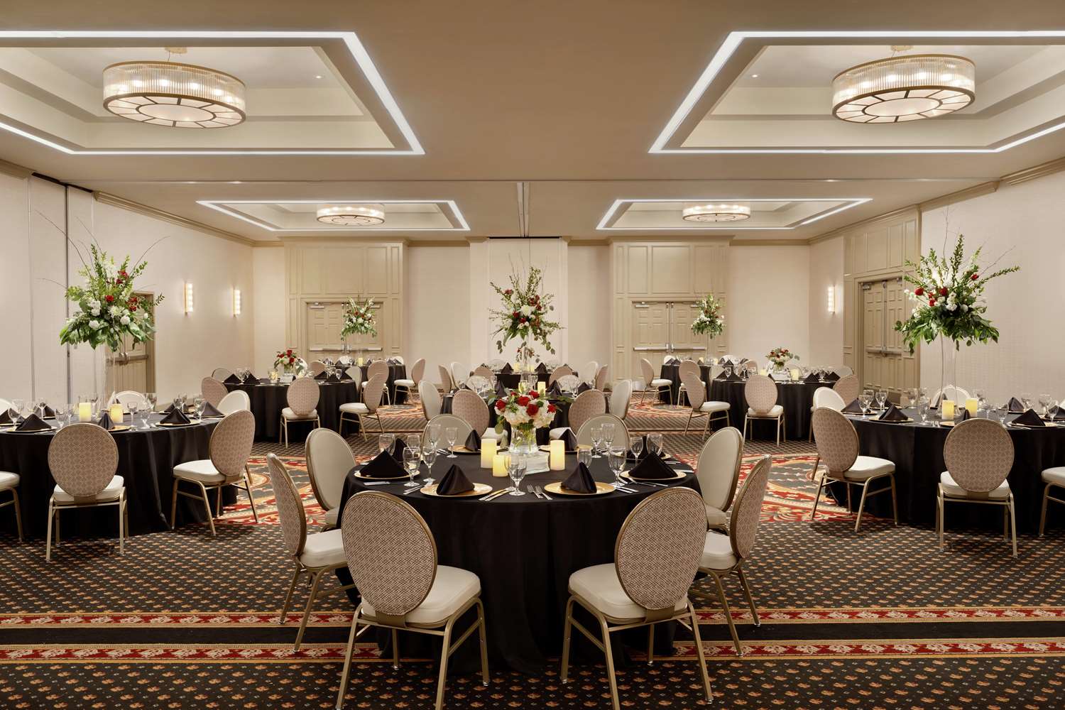 Фото Hilton Columbia Center