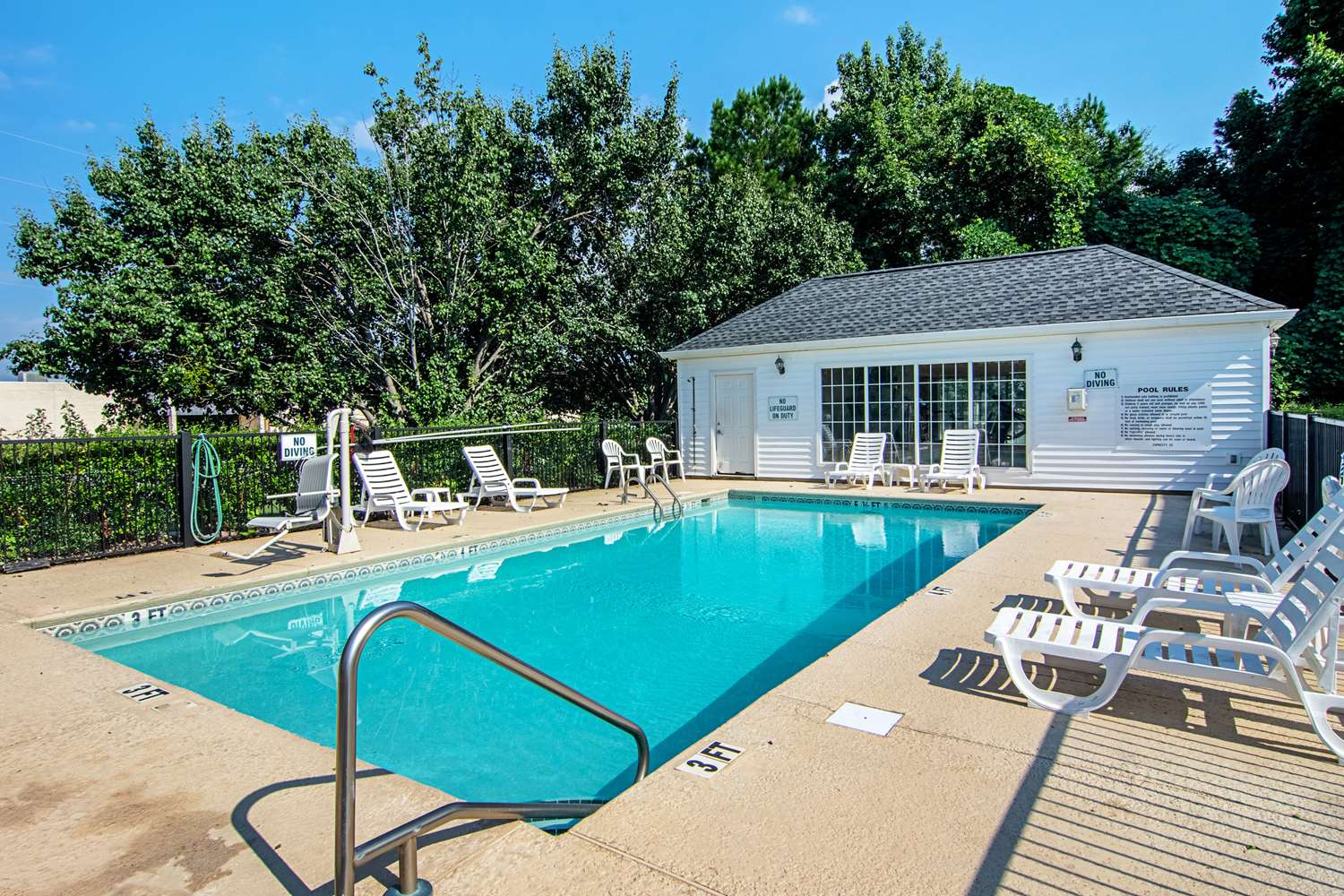 Фото Quality Inn LaGrange