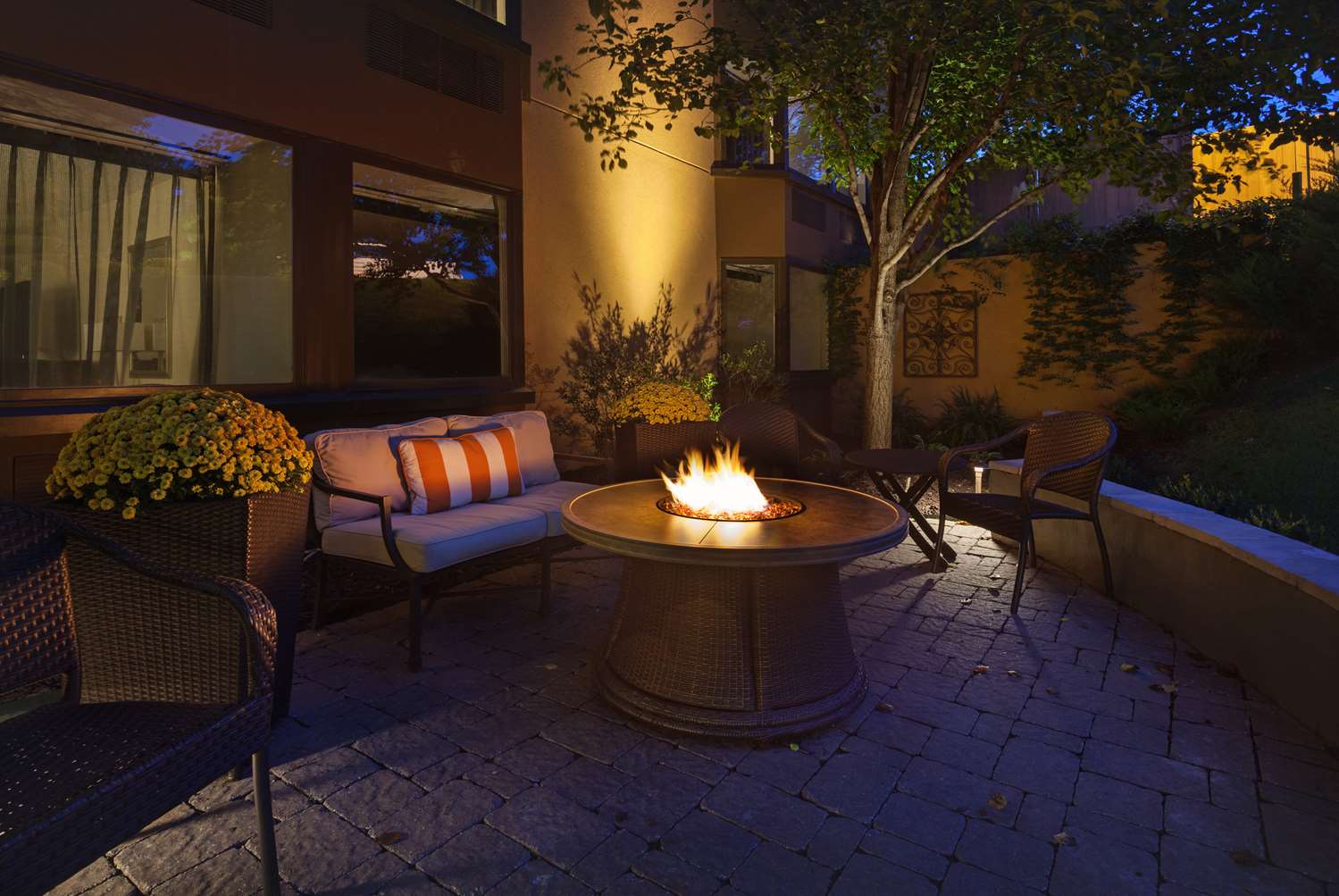 Фото Seville Plaza Hotel, Trademark Collection by Wyndham