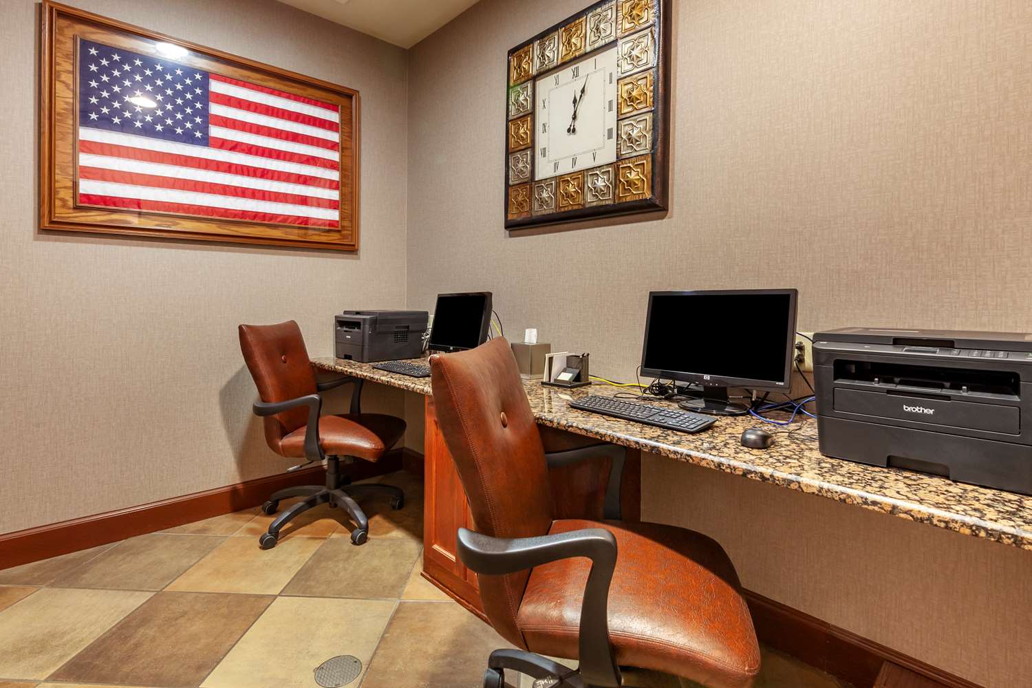 Фото Best Western Premier Bridgewood Resort Hotel