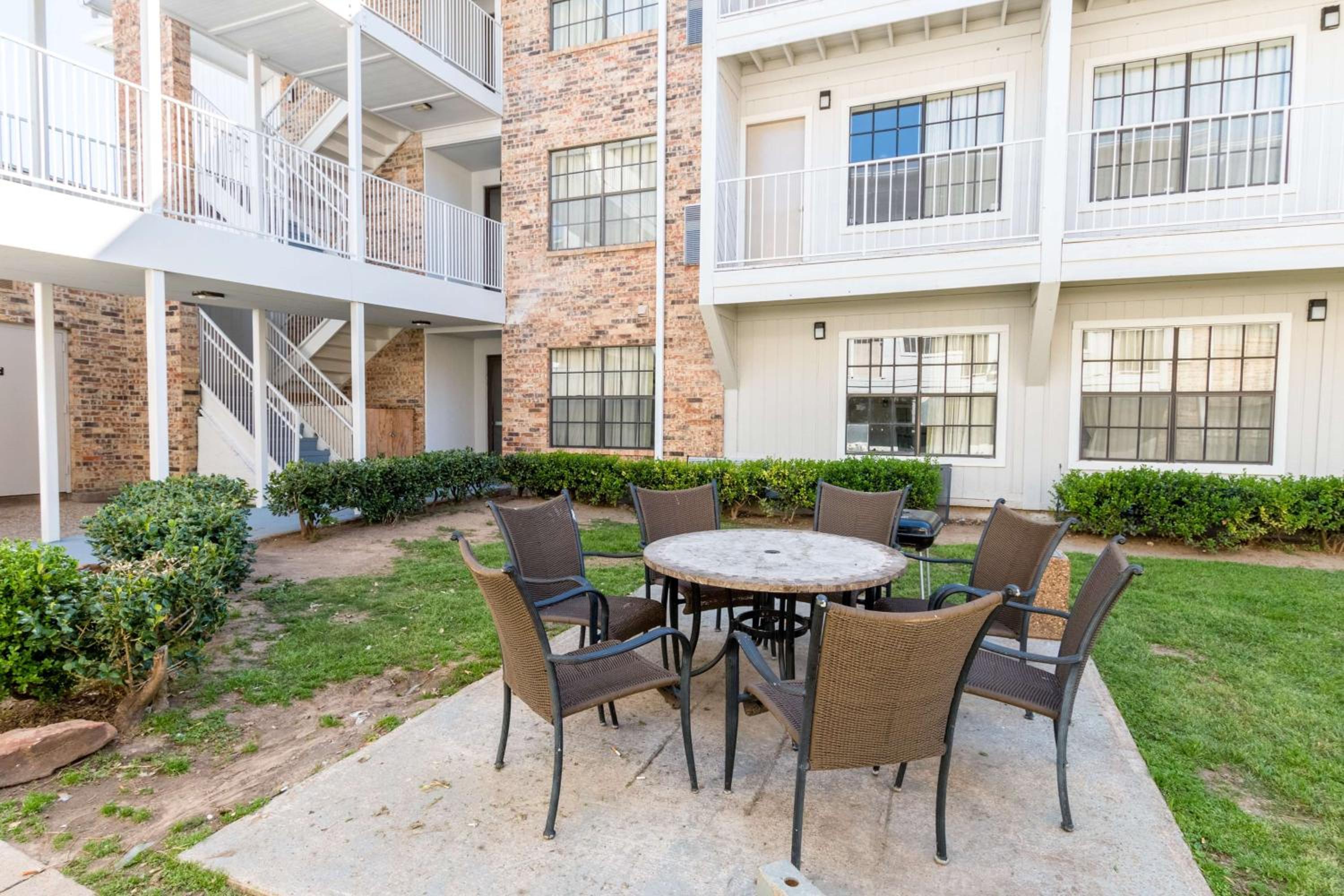 Фото Studio 6 Arlington, Tx