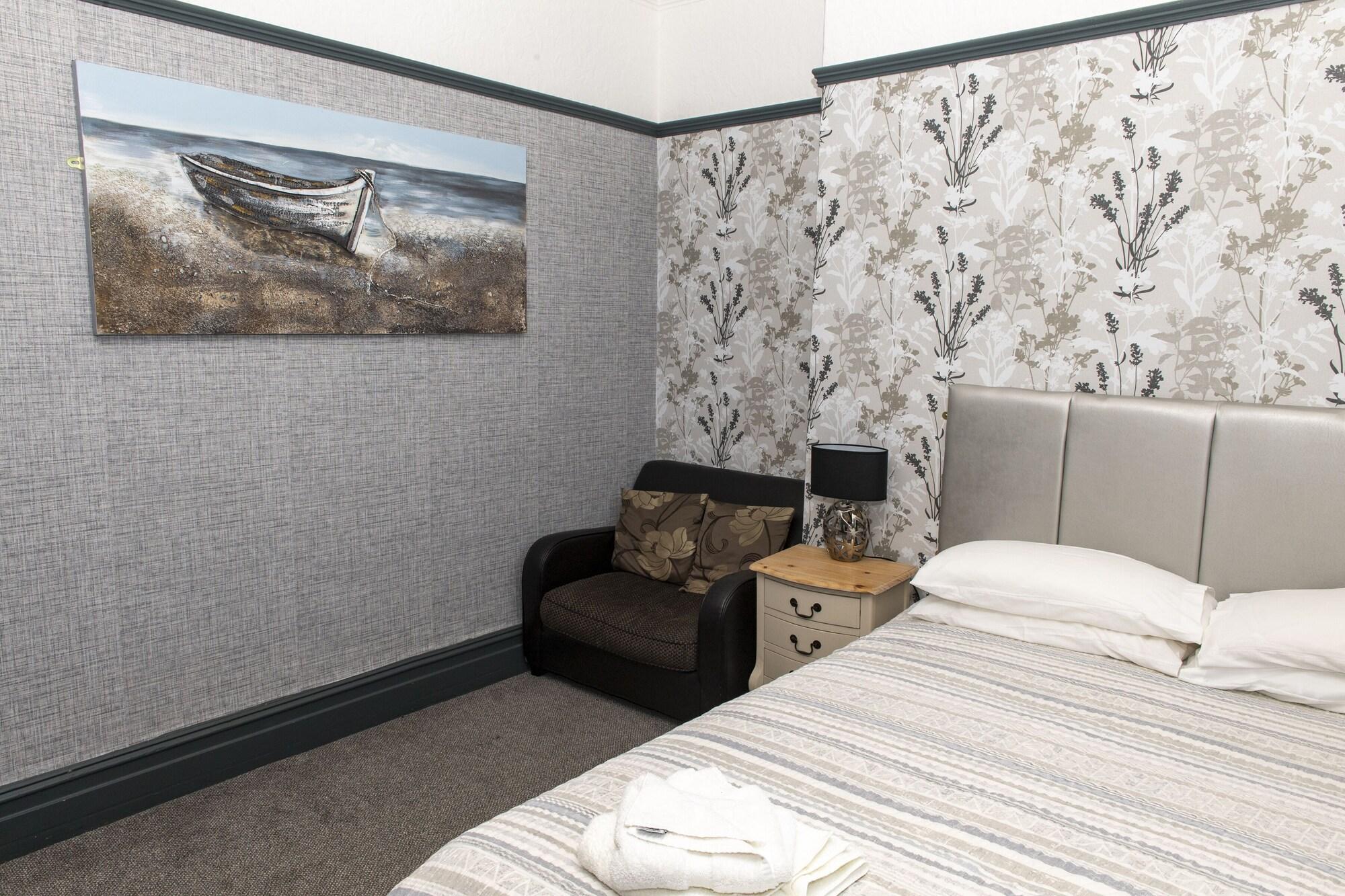 Фото Eryl Mor Hotel