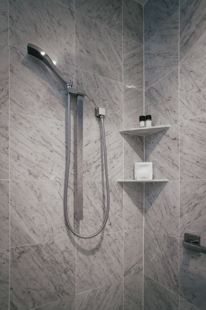 Фото Bienville House