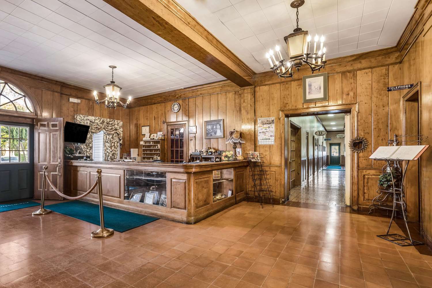 Фото Americas Best Value Inn Historic Clewiston Inn