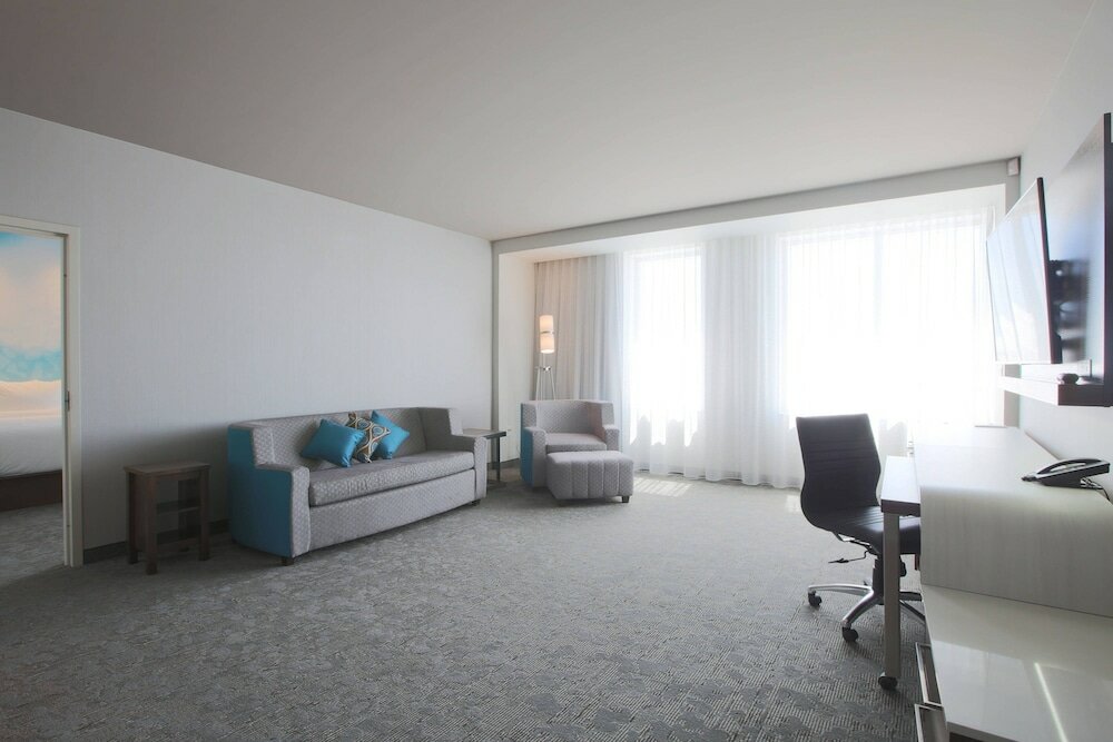 Фото Courtyard by Marriott Montreal Brossard