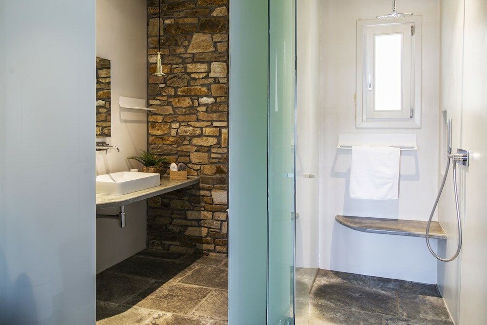 Фото Hide out Suites