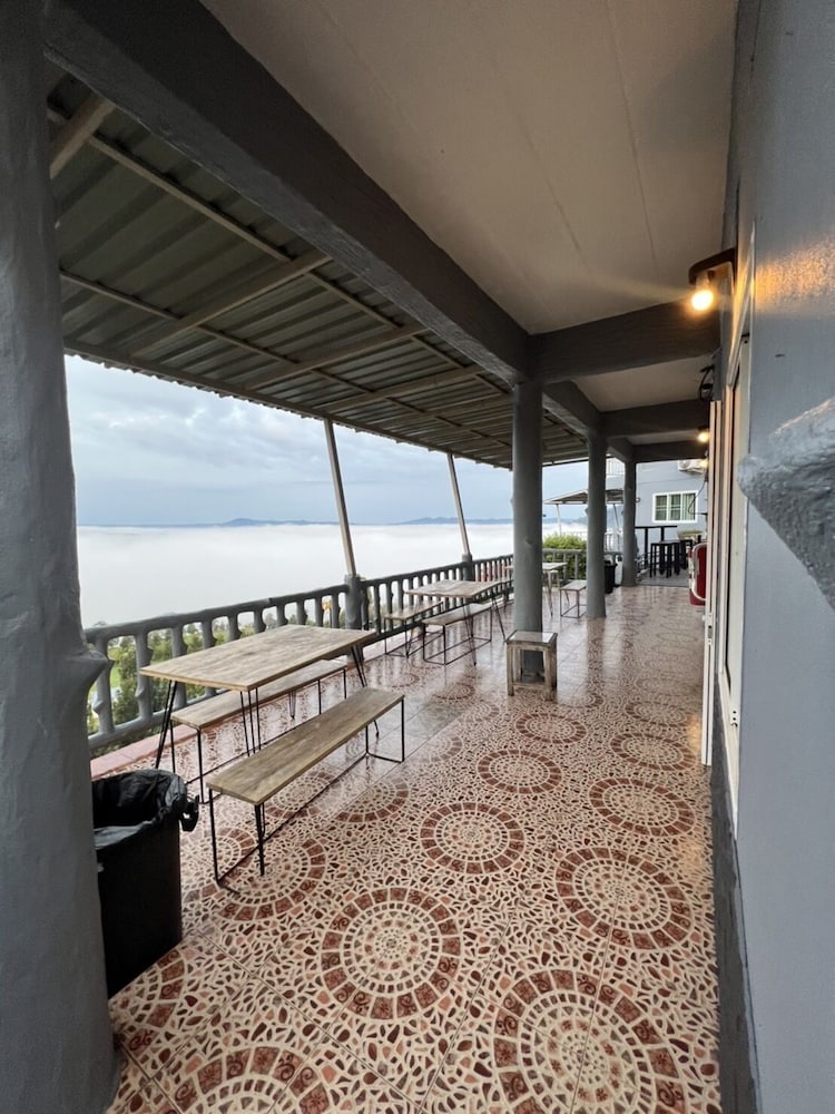 Фото Seemok Resort