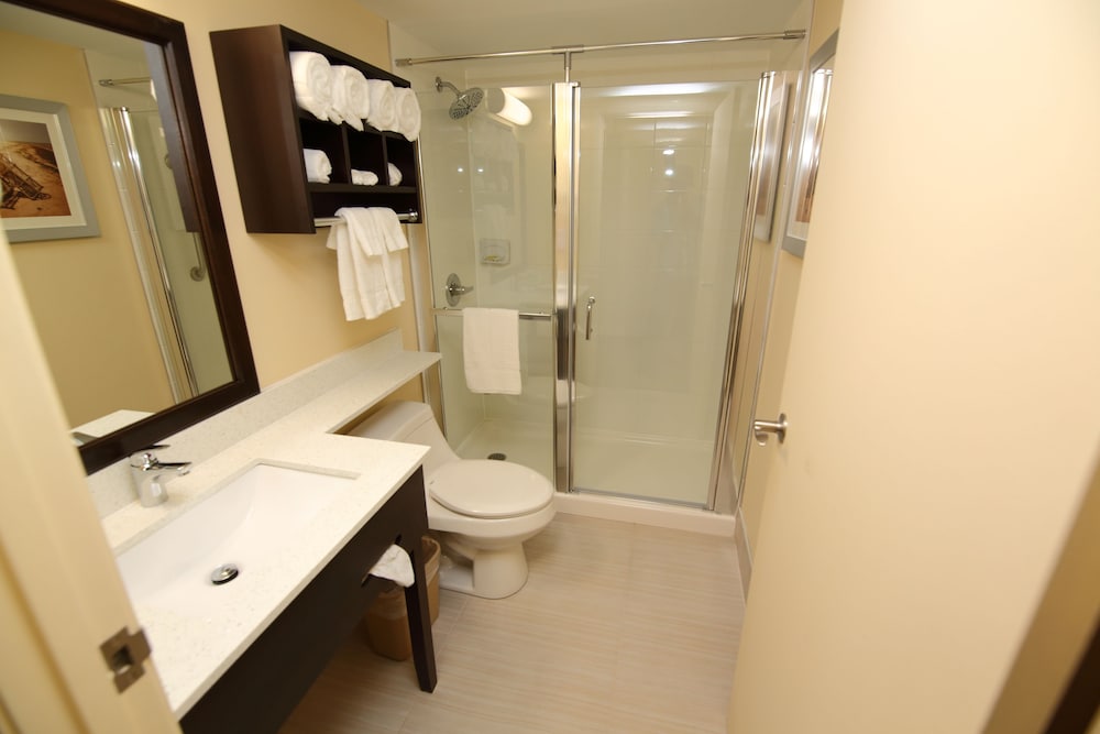 Фото Quality Inn & Suites Bathurst