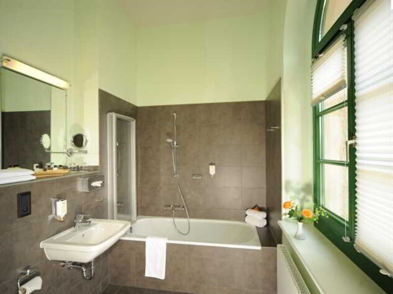 Фото GreenLine Schlosshotel Blankenburg